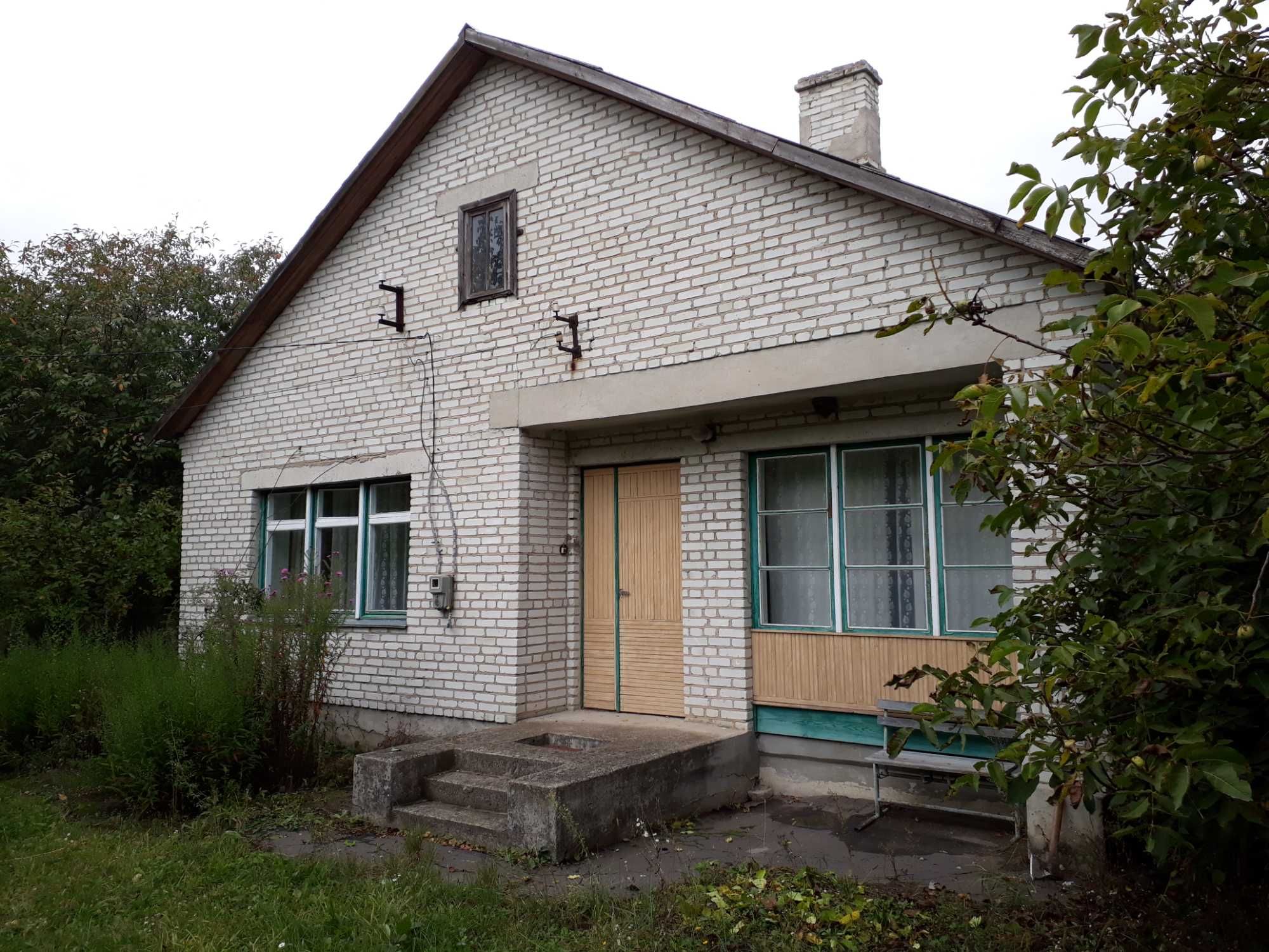 Продається будинок у селі