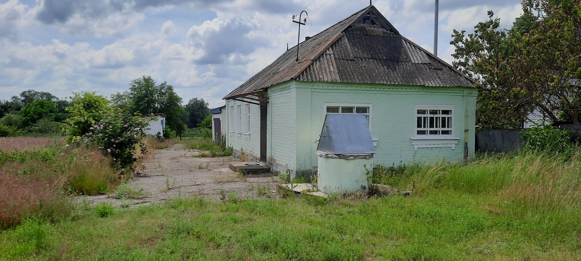 Будинок або дача