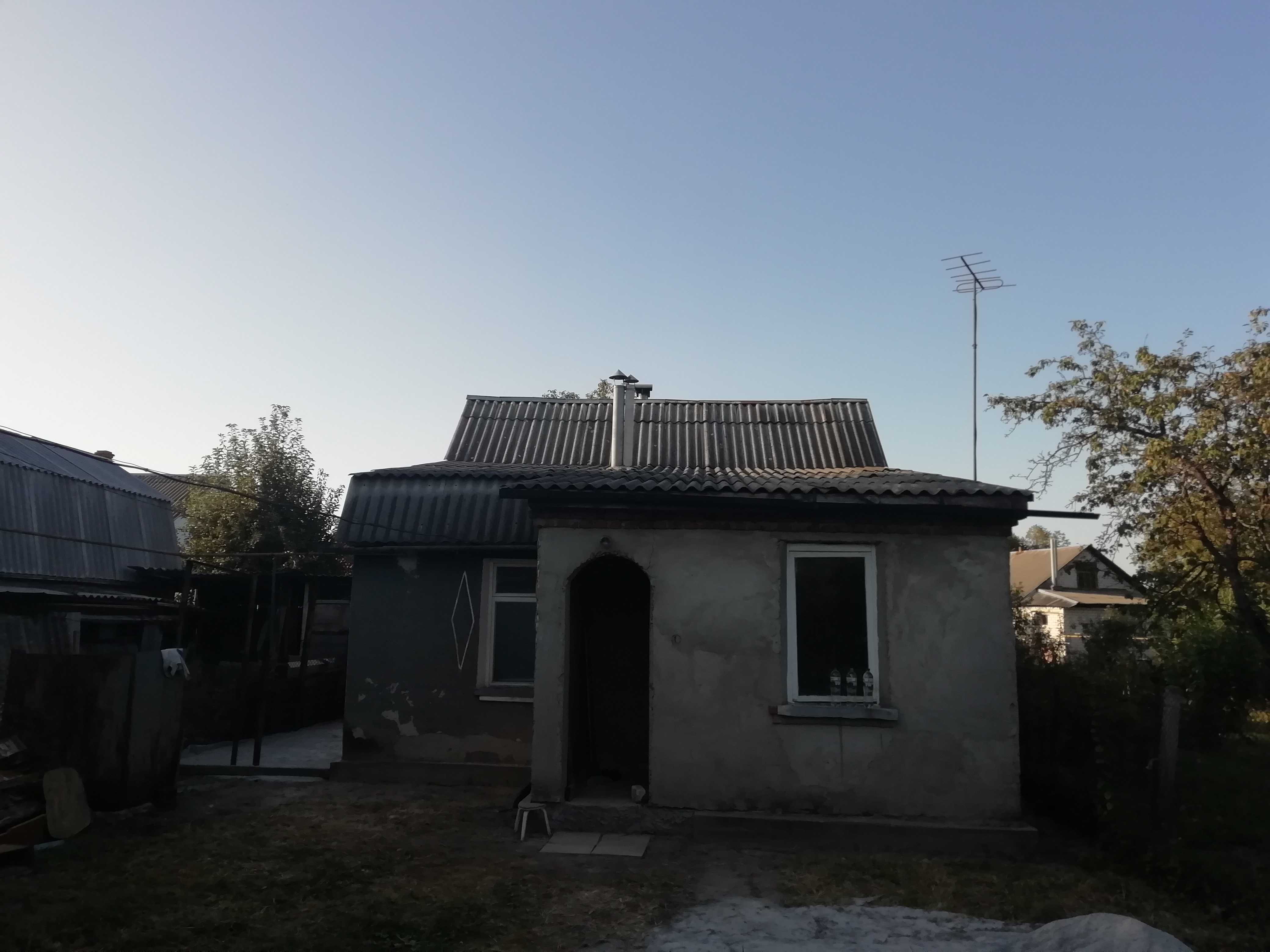 Продам частину будинку по вул. (Калініна) Г. Мазепи, б. 2