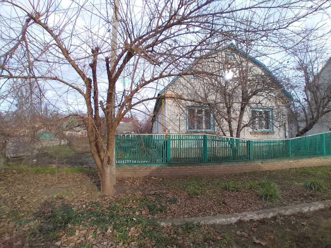 Продам будинок в м.Чигирин (район другої школи)