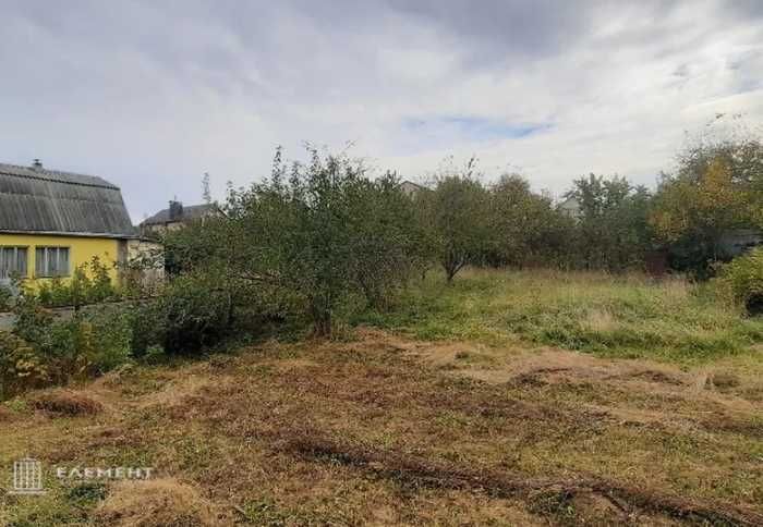 Продаж земельної ділянки під житлову забудову в Березина